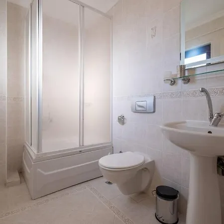 Oludeniz'de Genis Bahceli Villa-awz204 * Fethiye