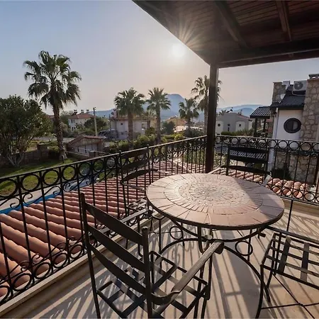 Oludeniz'de Genis Bahceli Villa-awz204 Villa Fethiye