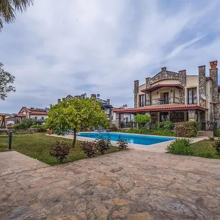 Villa Oludeniz'de Genis Bahceli Villa-awz204 *