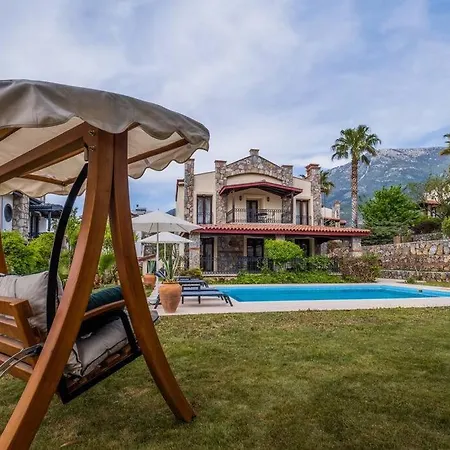 Oludeniz'de Genis Bahceli Villa-awz204 *