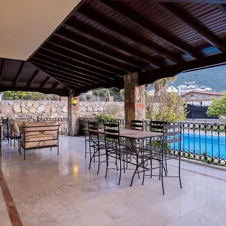 Oludeniz'de Genis Bahceli Villa-awz204 Villa Fethiye