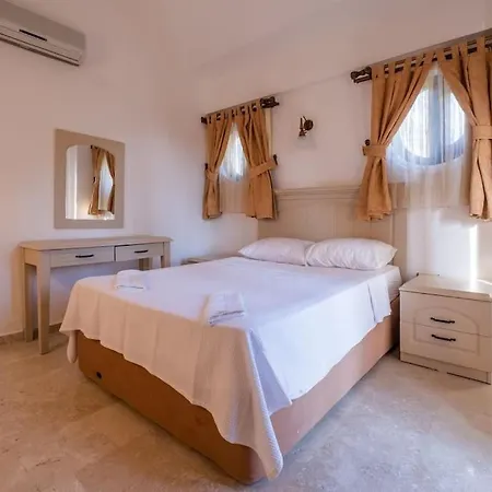 Villa Oludeniz'de Genis Bahceli Villa-awz204