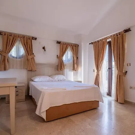 Oludeniz'de Genis Bahceli Villa-awz204 *